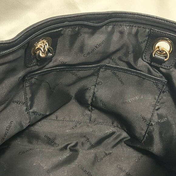 Calvin Klein - Black Faux Leather Tote Bag with Gold Chain Straps - Picture 2 of 4